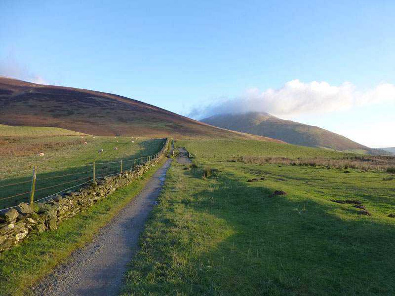 To Lonscale Fell