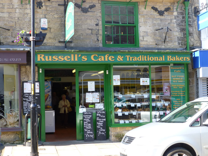 Russell's Cafe Pickering