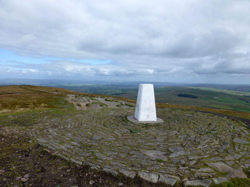 Summit Pendle