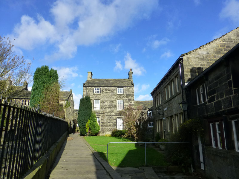 Heptonstall House