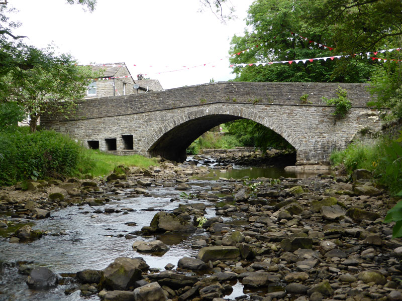 Hardraw Bridge