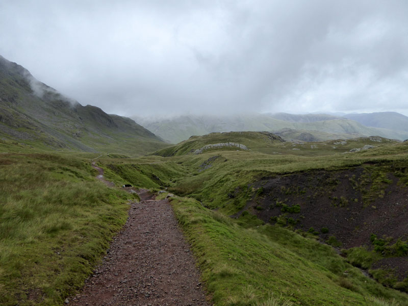 To Sprinkling Tarn