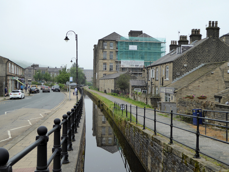 Huddersfield Narrow Canal