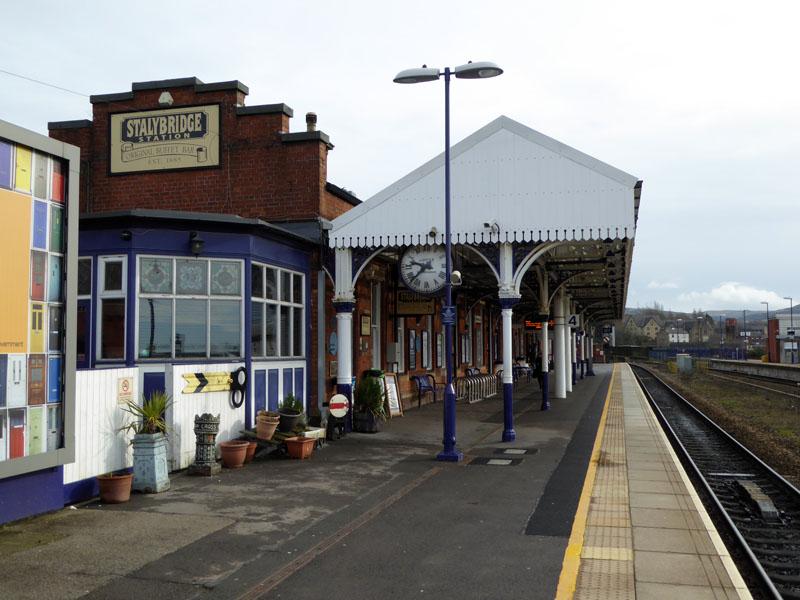 Stalybridge Station