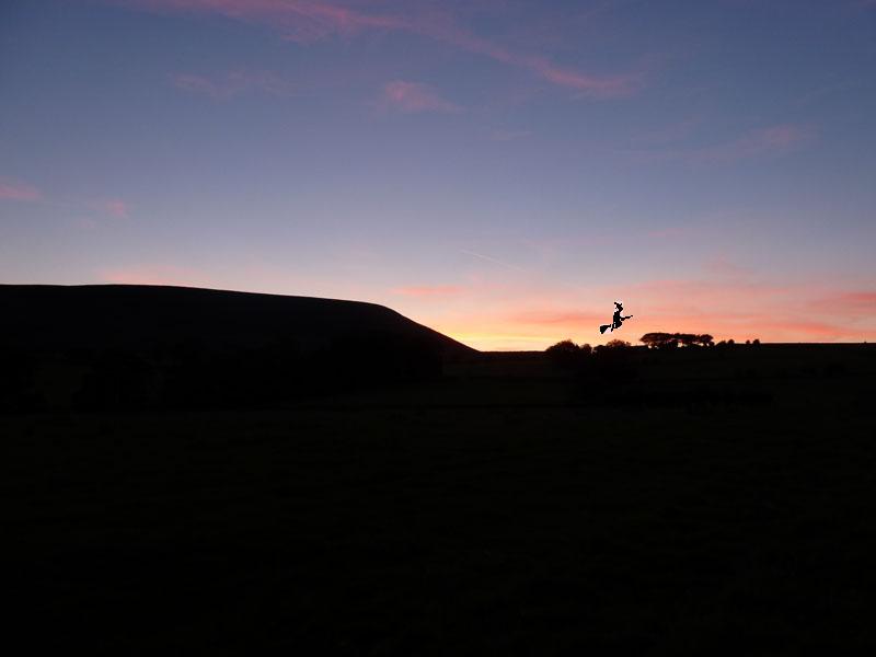 Pendle Silhoutte